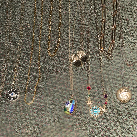 Necklace bundle - Picture 6 of 16